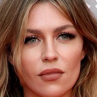 Abbey Clancy Nua