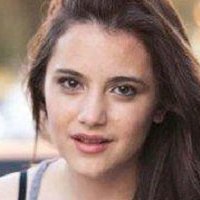 Alexa Nikolas Nua