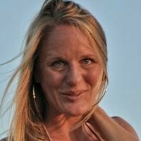 Alexandra Wennmacher Nua