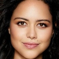 Alyssa Diaz Nua