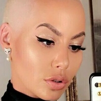 amberrose Nua