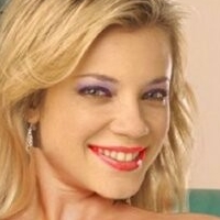 Amy Johnston Nua