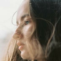 Anna Ponomarenko Nua