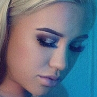 Bailey Brooke Nua