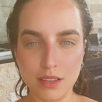 Bruna Unzueta Nua
