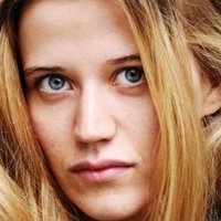 Camille Dombrowsky Nua