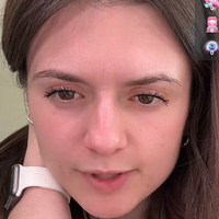 Carlee Hoschouer Nua