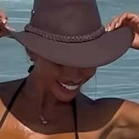 Carlita.filipina Nua