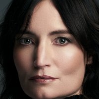 Chloe Caro Nua