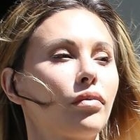 Chloe Lattanzi Nua