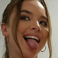 chloejanee Nua