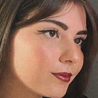 ChloePoumel Nua