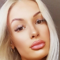 Courtney Fox Nua