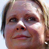 Cynthia Nixon Nua