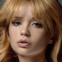 Ekaterina Zueva Nua