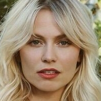 Elena Cher Nua