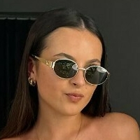 Ella Midgley @ellamiidgley Nua