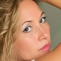 ellesaxton1 Nua