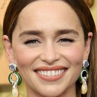 Emilia Clarke Fake Nua