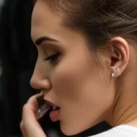 Emily Pellegrini Nua