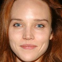 Erica Leerhsen Nua