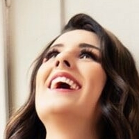 ErinMoore Nua