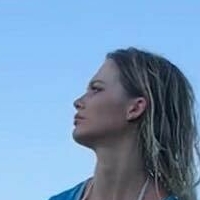 Freya Allen Nua