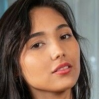 Giana Sue Nua