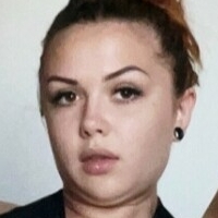 Gina EinfachAnders Nua