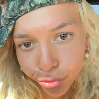 Hailey Fernandes Nua