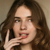 HELENA Scrtwpn Nua