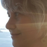 Holly Conrad Nua