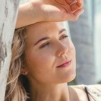 Josefin Bressel Nua
