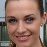 Julia Kaminska Nua