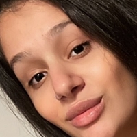 Julia Tica Nua