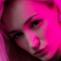 Julia Tyki Nua