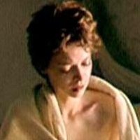 Julie Cox Nua
