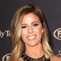 Lara Pitt Nua