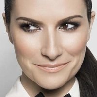 Laura Pausini Nua