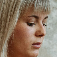Laura Stickel Nua