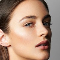 Lauren Budd Nua