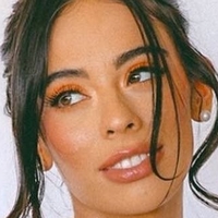 Lauren Kettering Nua