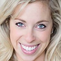 Lauren Schneider Nua