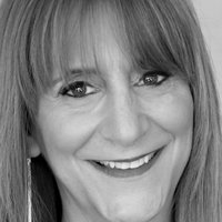 Laurie Gross Nua
