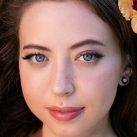 Lauryn Wolfe Nua