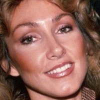 Linda Thompson Nua