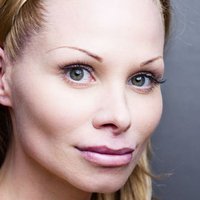 Lisa Grossmann Nua