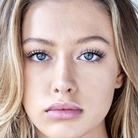 Logan Riley Hassel Nua
