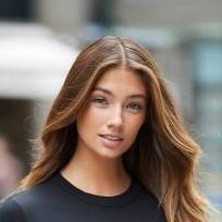 Lorena Rae Nua
