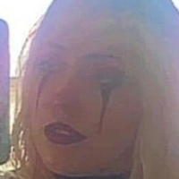 lvngdedgrl Nua